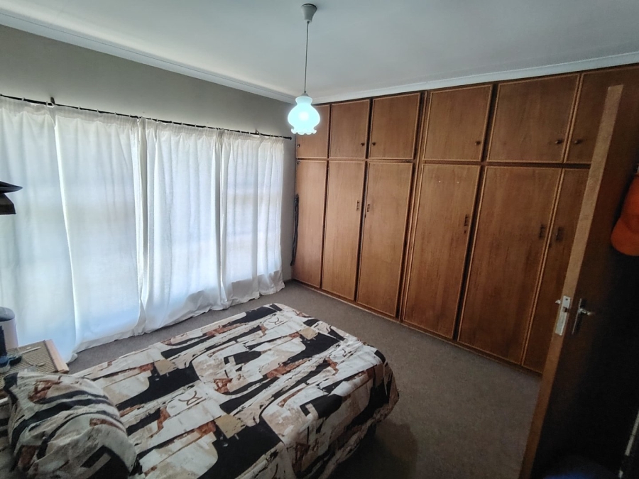 2 Bedroom Property for Sale in Pellissier Free State